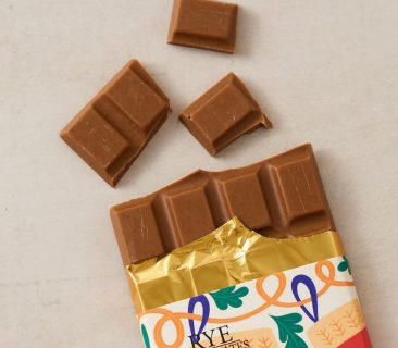 Cinnamon Toast Amber White Chocolate Bar - 30% cocoa