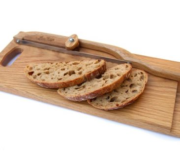 Oak knife and board set