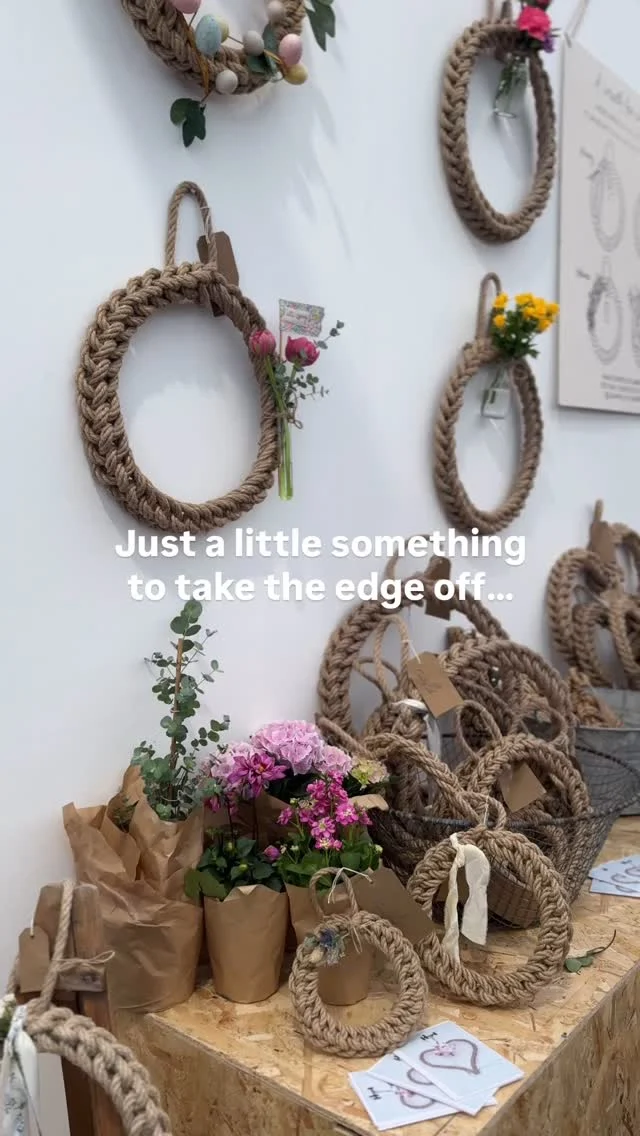 Handmade lampshades, jewellery inspired by beloved books, one-of-a-kind art and festive décor… this is your sign to indulge in a little retail therapy. The kind that warms the soul and supports incredible small makers.

🎄 Join us for more shopping at Country Living Christmas Market at Good Housekeeping Live this November.
🎟️ Tickets via link in bio!